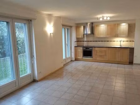 appartement 4/5 pièces rez de chaussée