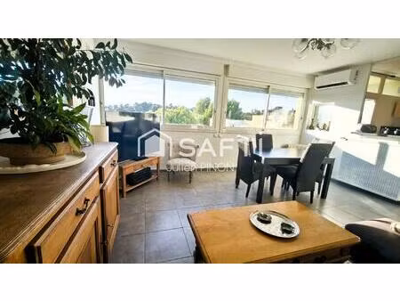 appartement familial avec vue panoramique et balcon au cœur d'apt