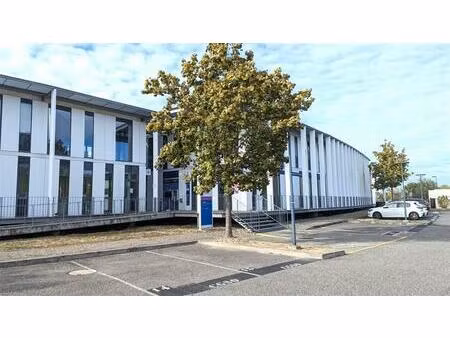 location bureau toulouse 837 m²