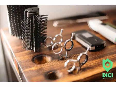 salon de coiffure clé en main ? 60 m² ? 4 postes de coiffage? emplacement dynamique