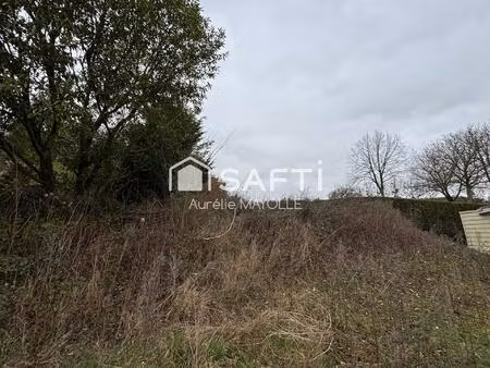 terrain constructible de 1300m2