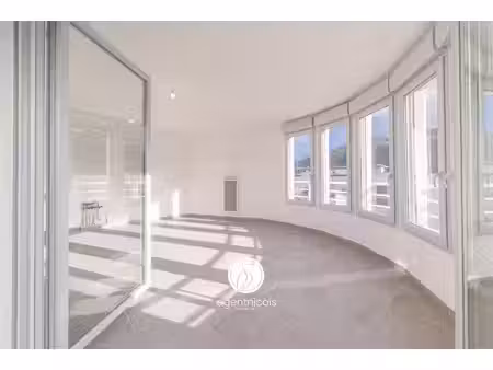 cagnes-sur-mer // saint jean : 4 pièces / rénové / terrasse / parking