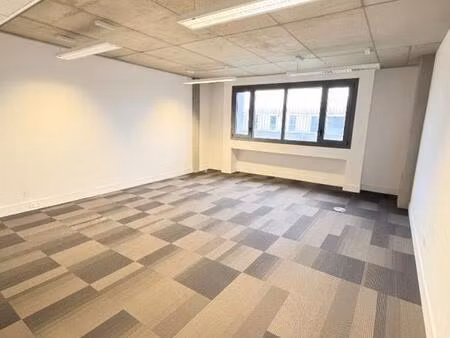 à louer bureau – 970 € |yutz