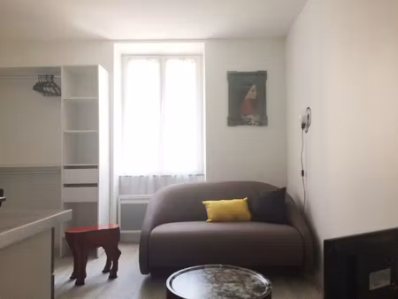 proche boucle - studio meuble pour investisseur