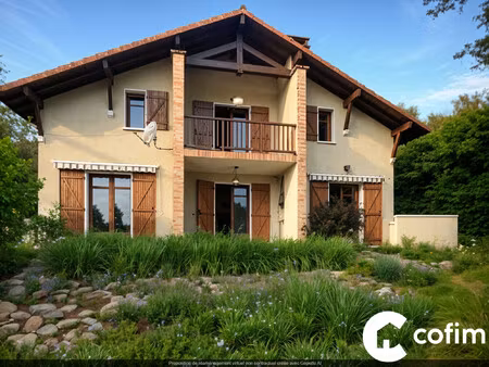 maison 7 pièces ségos avec grand terrain