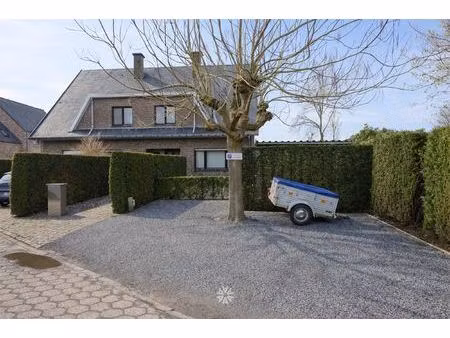 huis te huur in nazareth-de pinte met 4 slaapkamers