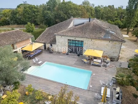 exceptional 470 sqm estate with vineyard views – guest house – 30 minutes from bordeaux – 