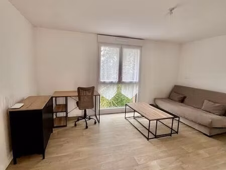 location appartement 1 pièce 22 m² à troyes (10000)