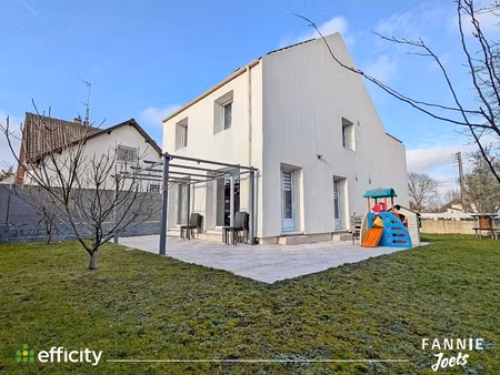 maison 7 pièces - 123 m²