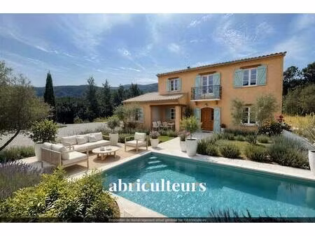 terrain constructible 845m² viabilisé rognes 13840