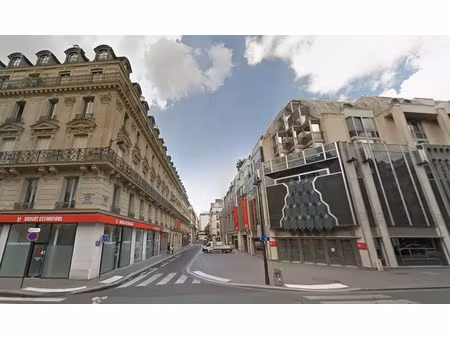 location commerce paris 75009