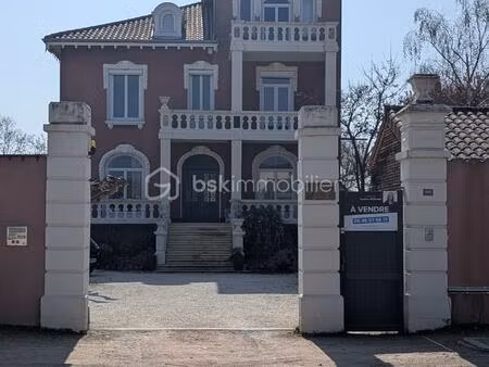 demeure de 233 m² à montrond-les-bains