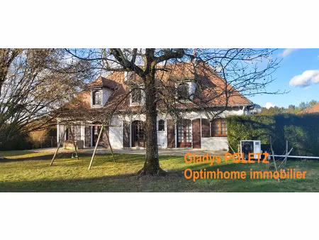 maison 5 chambres + sous-sol + piscine