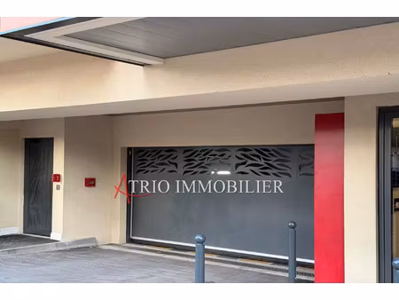 vente garage 28 m² saint-laurent-du-var (06700)