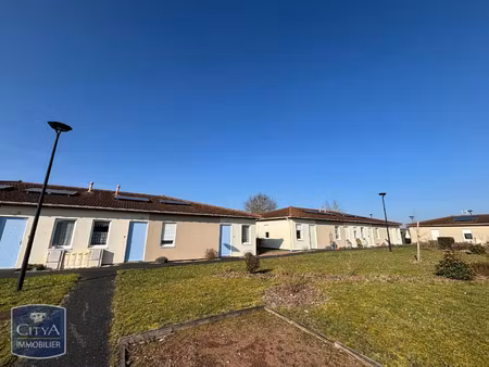 appartement à louer 4 pièces 68.4 m² - vatan (36) - 686€