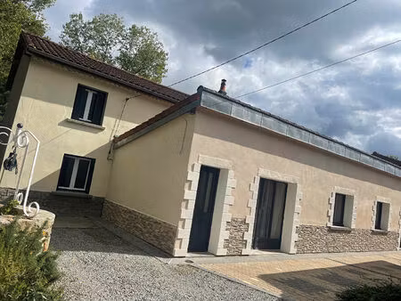 vente maison 6 pièces  121.00m²  lezoux