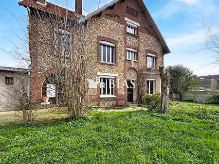 vente maison à oissel (76350) : à vendre / 145m² oissel