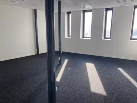 location bureau caen 14000