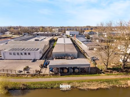 uniek bedrijfsgebouw met optionele showroom industriezone noord ii
