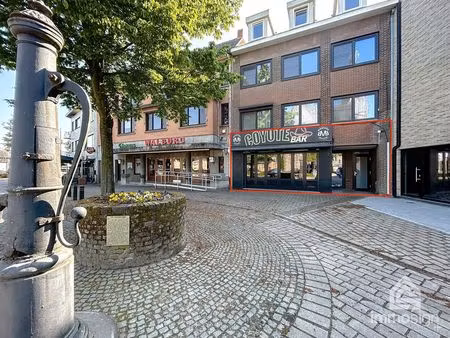 ideale locatie voor jouw zaak in het hart van hamont!