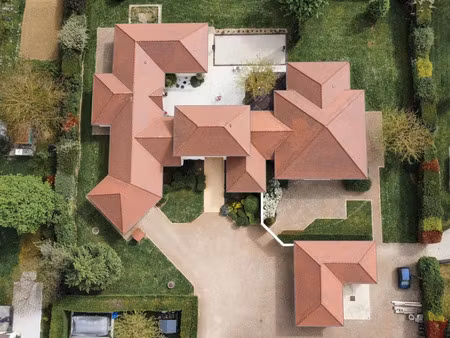 beire le fort - maison 9 pièces à vendre - 387m2 - 990 000 € - réf: 311 - bourse immobiliè