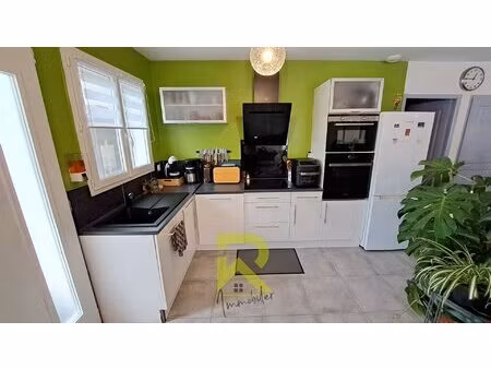 villa récente clé en main avec piscine secteur recherché à deux pas de carcassonne...