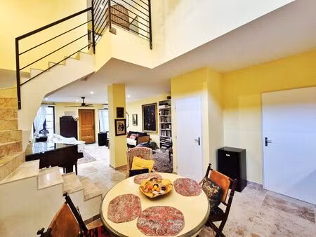 ensemble immobilier rare maison principale rénovée & dépendance convertible