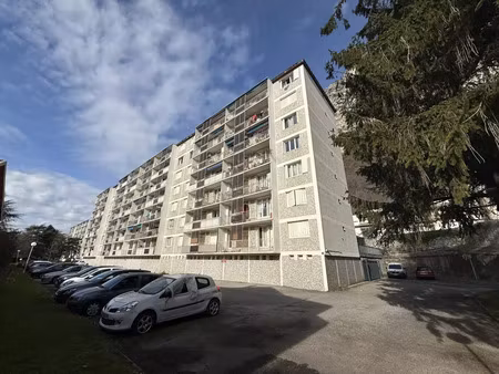 vente appartement 3 pièces 55m2 saint-martin-le-vinoux 38950 - 135000 € - surface privée