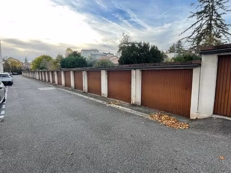 location commerce 20 m² à valence (26000)