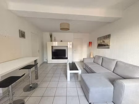 location appartement 3 pièces 59 m² à blagnac (31700)