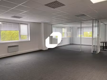 a louer  bureaux etat neuf / loyer attractif