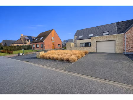 huis te koop in beernem met 3 slaapkamers