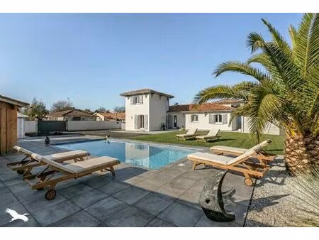 vente maison 6 pièces 174 m² le teich (33470)