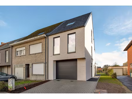 huis te koop in mol met 3 slaapkamers