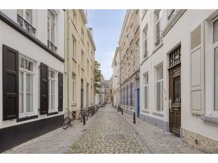 commercieel te koop in leuven met 6 slaapkamers