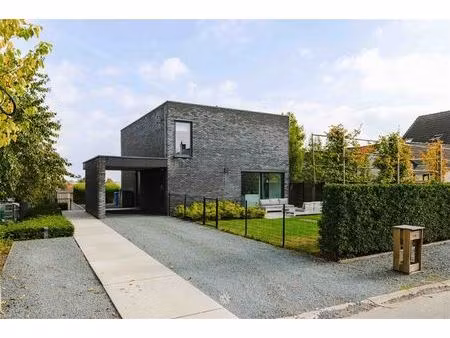 huis te koop in mater met 3 slaapkamers