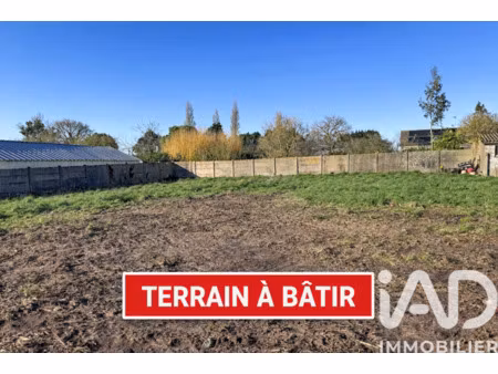 vente terrain 943 m²