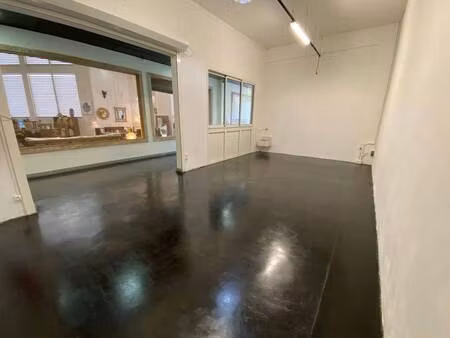 local commercial à louer