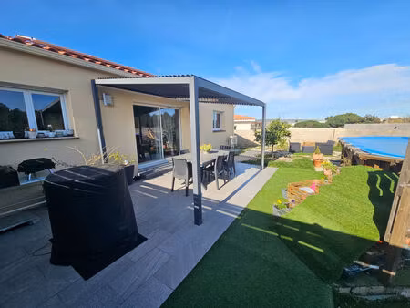 vente maison 4 pièces 77m2 salses-le-château 66600 - 249000 € - surface privée