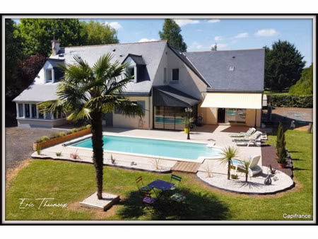 exclusivité : superbe propriété familiale avec chambres au rez-de-chaussee