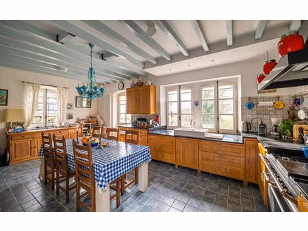 vente maison à montval-sur-loir (72500) : à vendre / 148m² montval-sur-loir