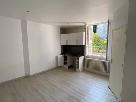 location appartement 1 pièce 19 m² à saint-avertin (37550)