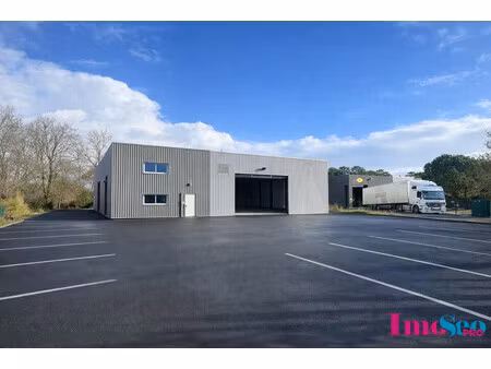 location local commercial