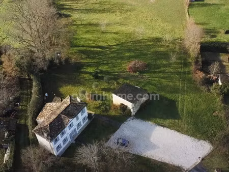 vente maison 7 pièces 167 m² à savignac-de-l'isle (33910)  475 000 €