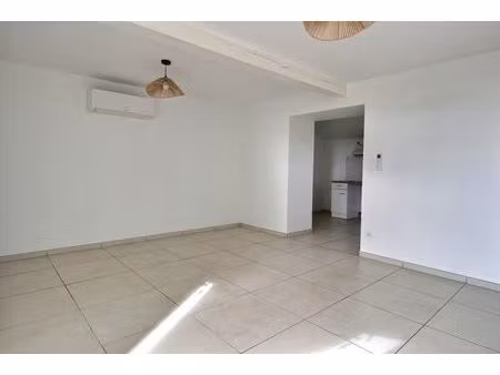 location maison 2 pièces 56 m² à labastide-saint-georges (81500)