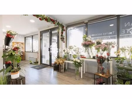 local commercial a vendre en bon etat general 69 m2!