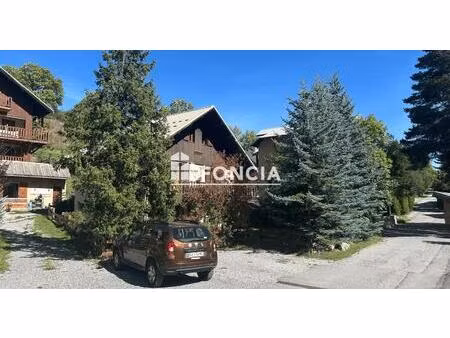 chalet proche des pistes de serre chevalier