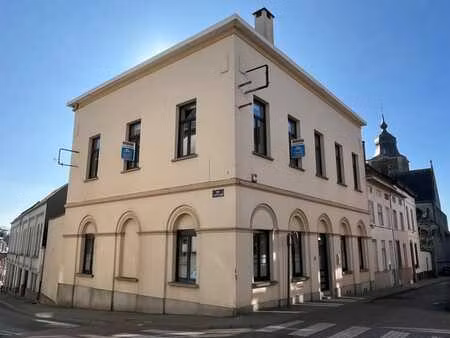 appartement de 60m³ dans le centre de braine-l'alleud.