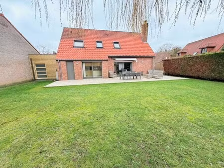 individuelle 4 ch grand garage carport