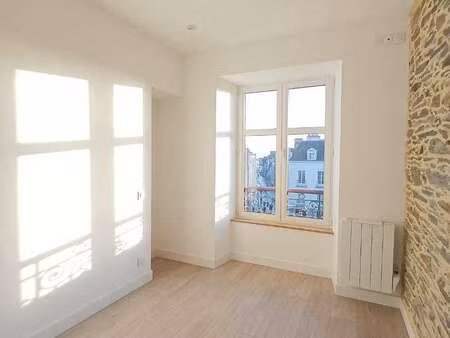 location appartement 2 pièces à redon (35600) : à louer 2 pièces / 26m² redon